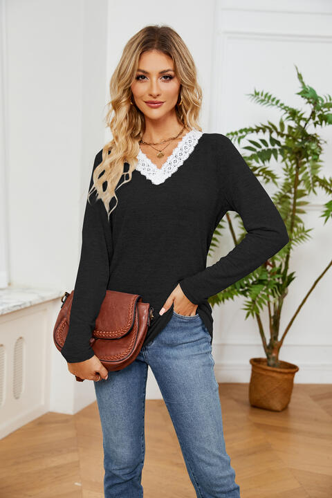 Lace Detailed V Neck Top Black