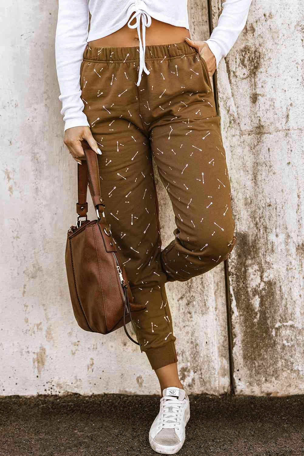 Arrow Print Elastic Waist Joggers Brown