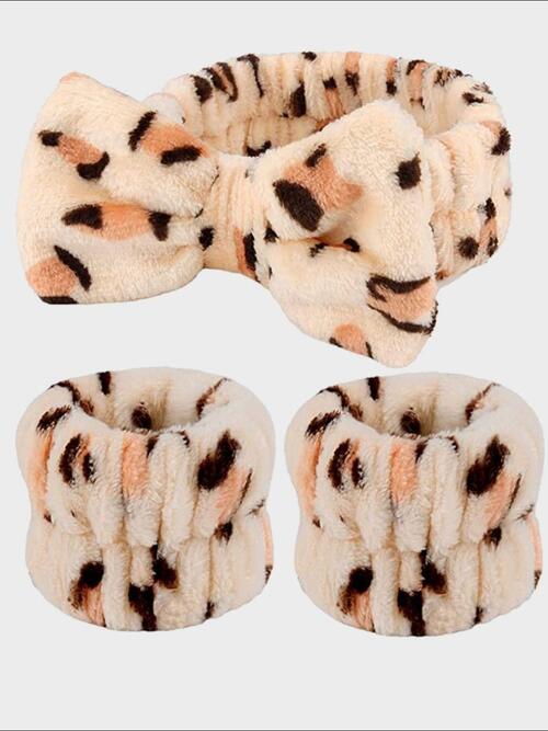 Animal Print Face Wash Wristband and Headband Ivory One Size