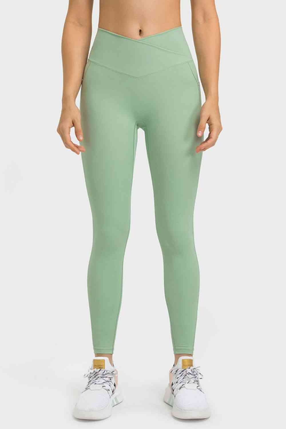 V-Waist Yoga Leggings with Pockets Mint