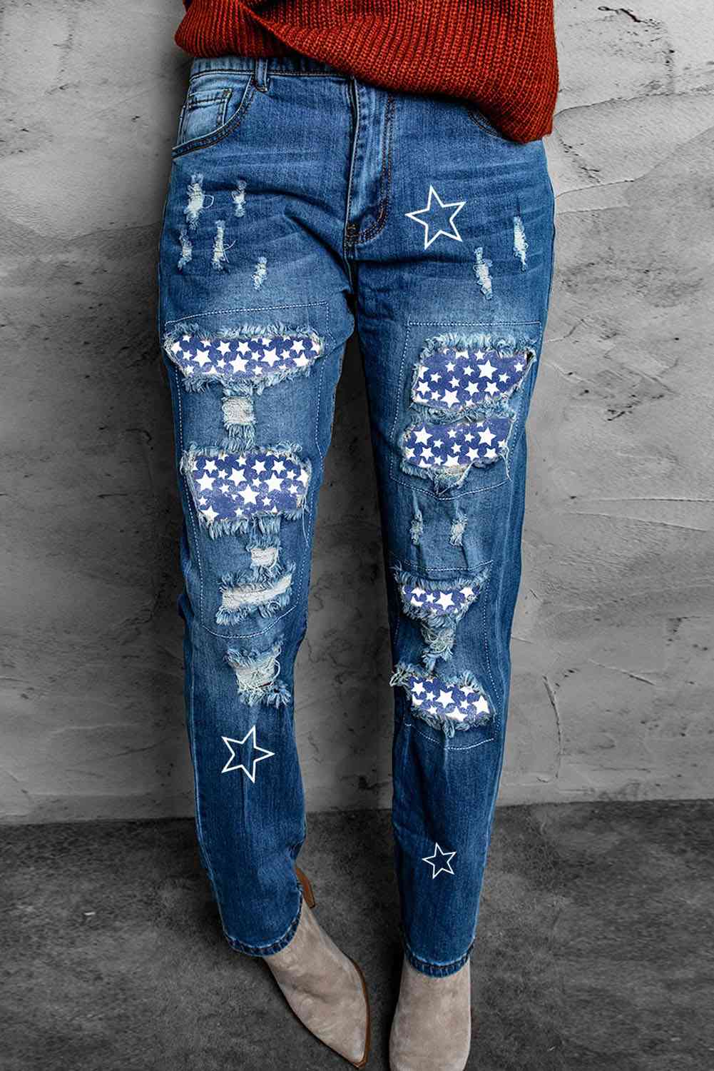 Baeful Printed Patch Distressed Boyfriend Jeans Light/Sky Blue
