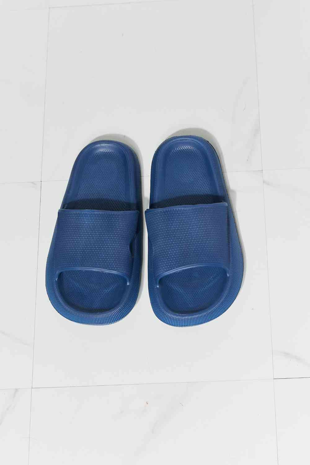 MMShoes Arms Around Me Open Toe Slide in Navy