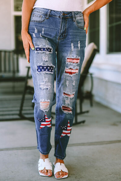 Distressed Straight Jeans with Pockets Medium