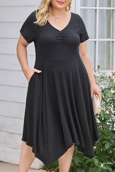 Plus Size Ruched Crisscross V-Neck Short Sleeve Dress Black