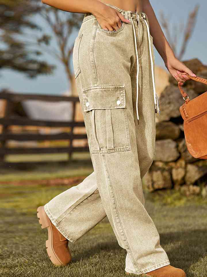 Straight Leg Cargo Jeans Cream