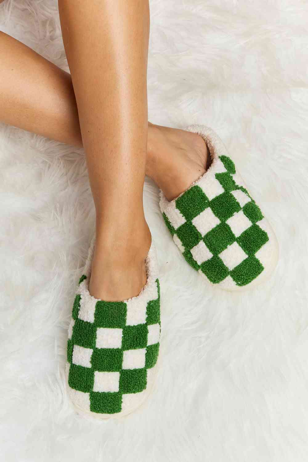 Melody Checkered Print Plush Slide Slippers Green