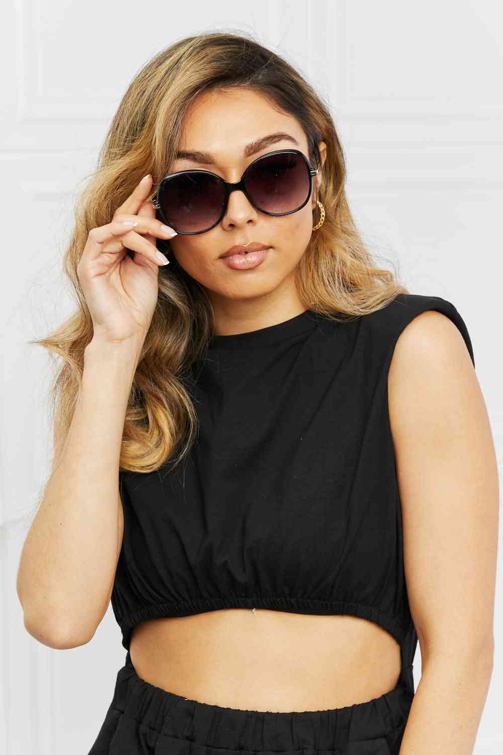 Metal-Plastic Hybrid Full Rim Sunglasses Black One Size