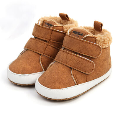 Fuzzy Velcro Kid Sneakers Ochre