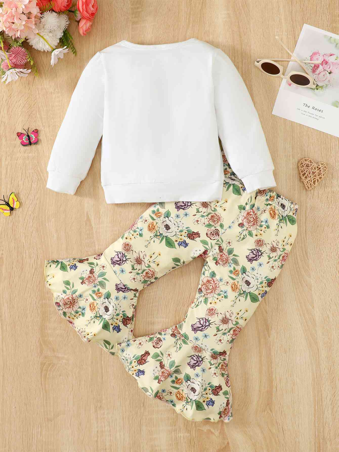 I Will FLY AWAY Butterfly Graphic Tee and Floral Print Flare Pants Kit