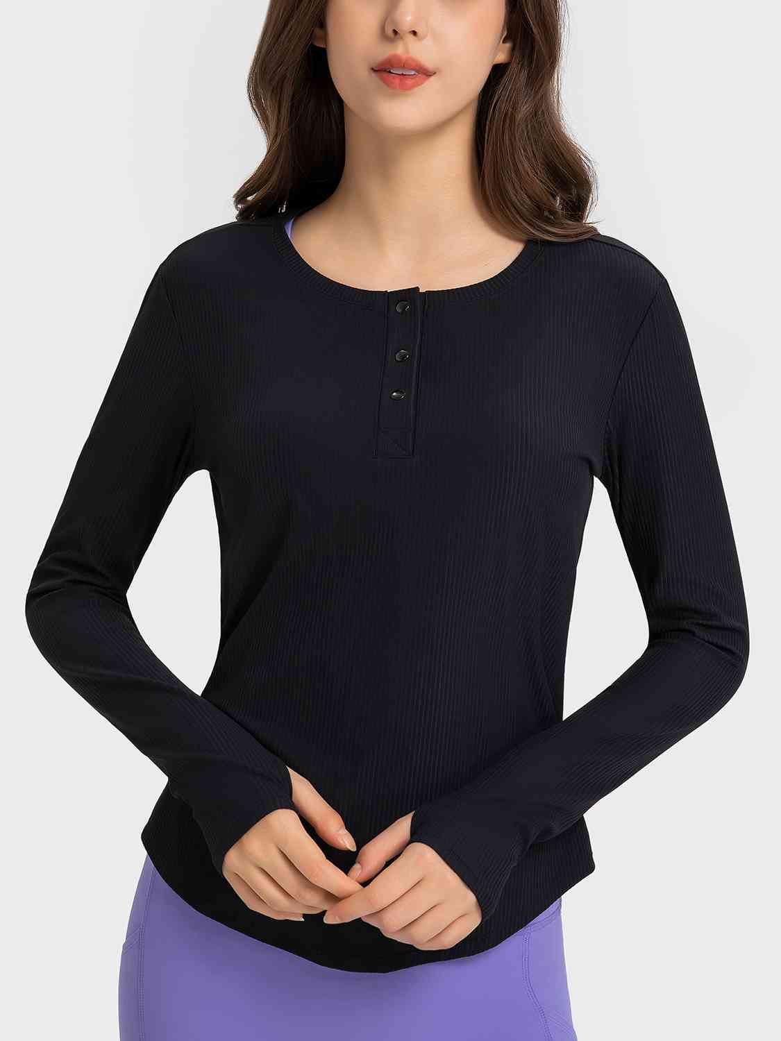 Round Neck Long Sleeve Sport Top Black