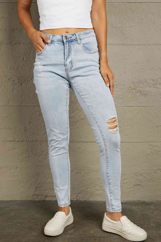 Baeful Ankle-Length Distressed Jeans with Pockets Sky Blue
