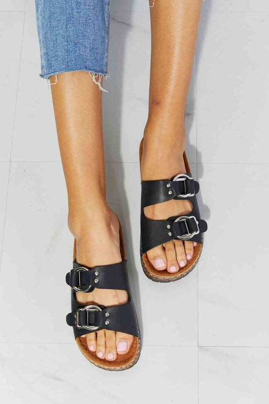 Forever Link Sitting Seaside Cork Buckle Slide Sandal Black