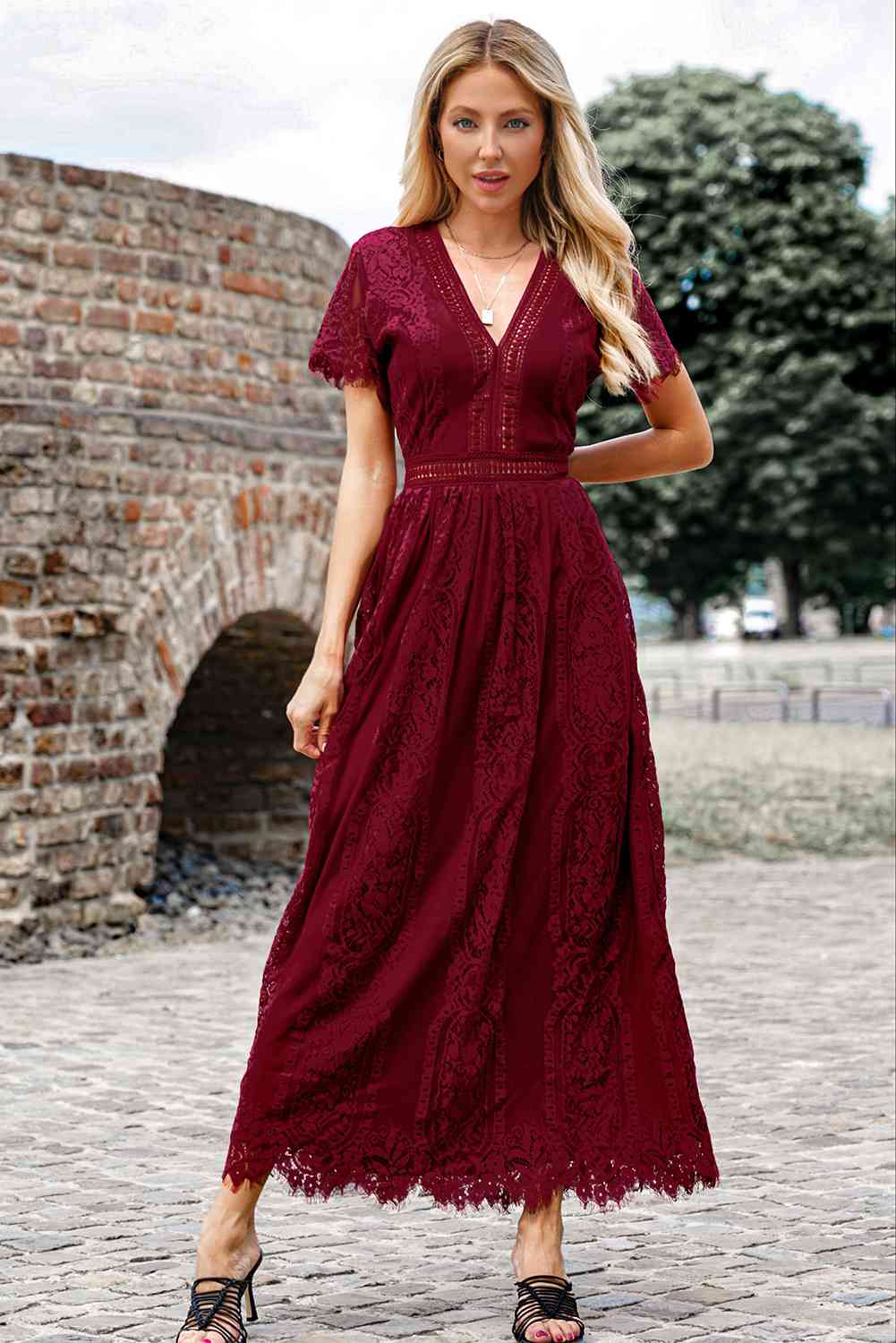 Scalloped Trim Lace Plunge Dress Wine