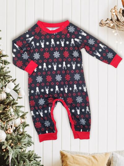Reindeer Graphic Top and Pants Set Red