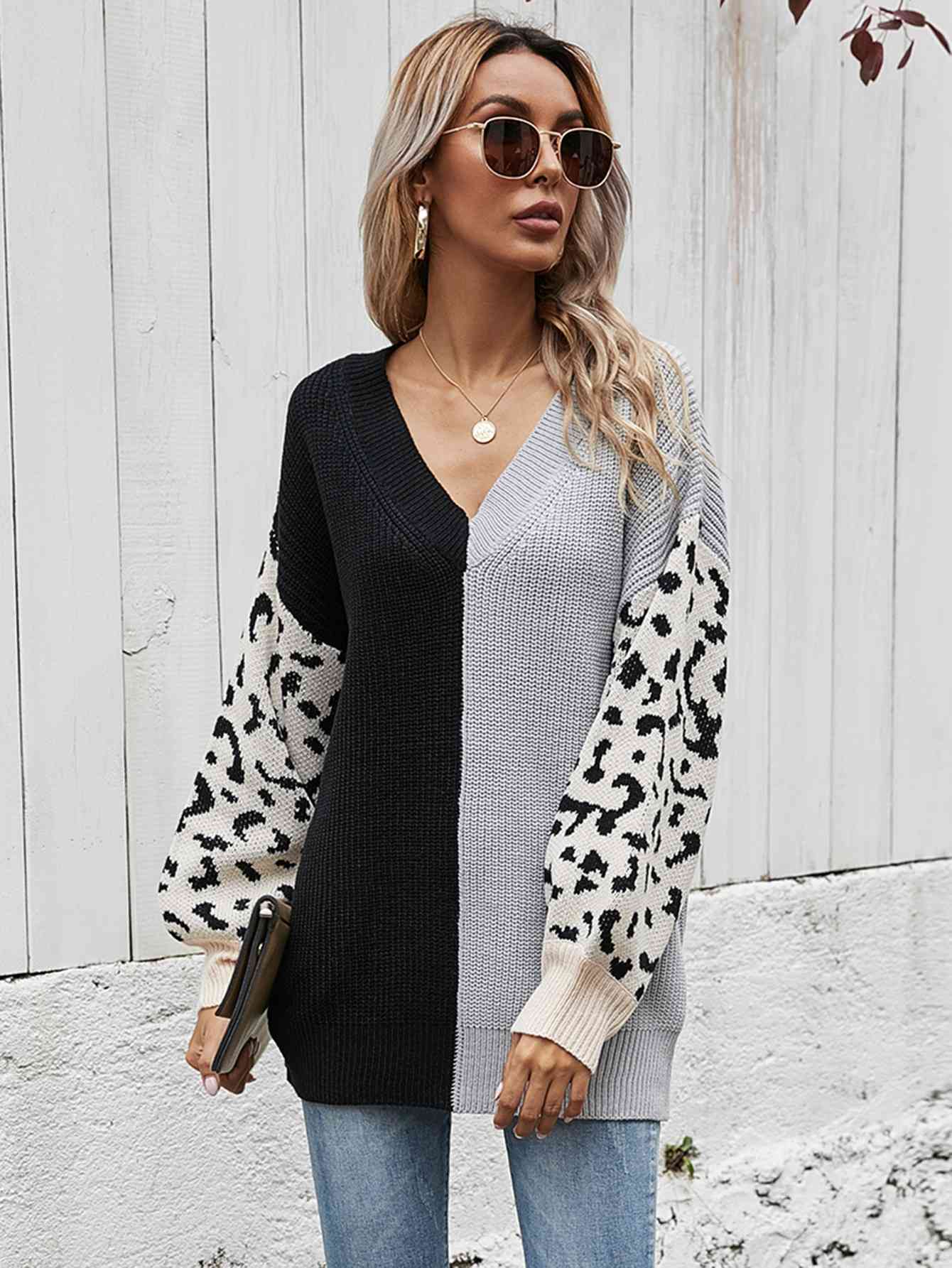 Woven Right Leopard Color Block V-Neck Tunic Pullover Sweater Black/Gray