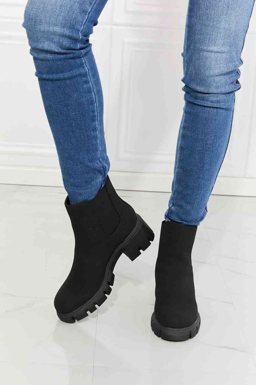 MMShoes Work For It Matte Lug Sole Chelsea Boots in Black Black
